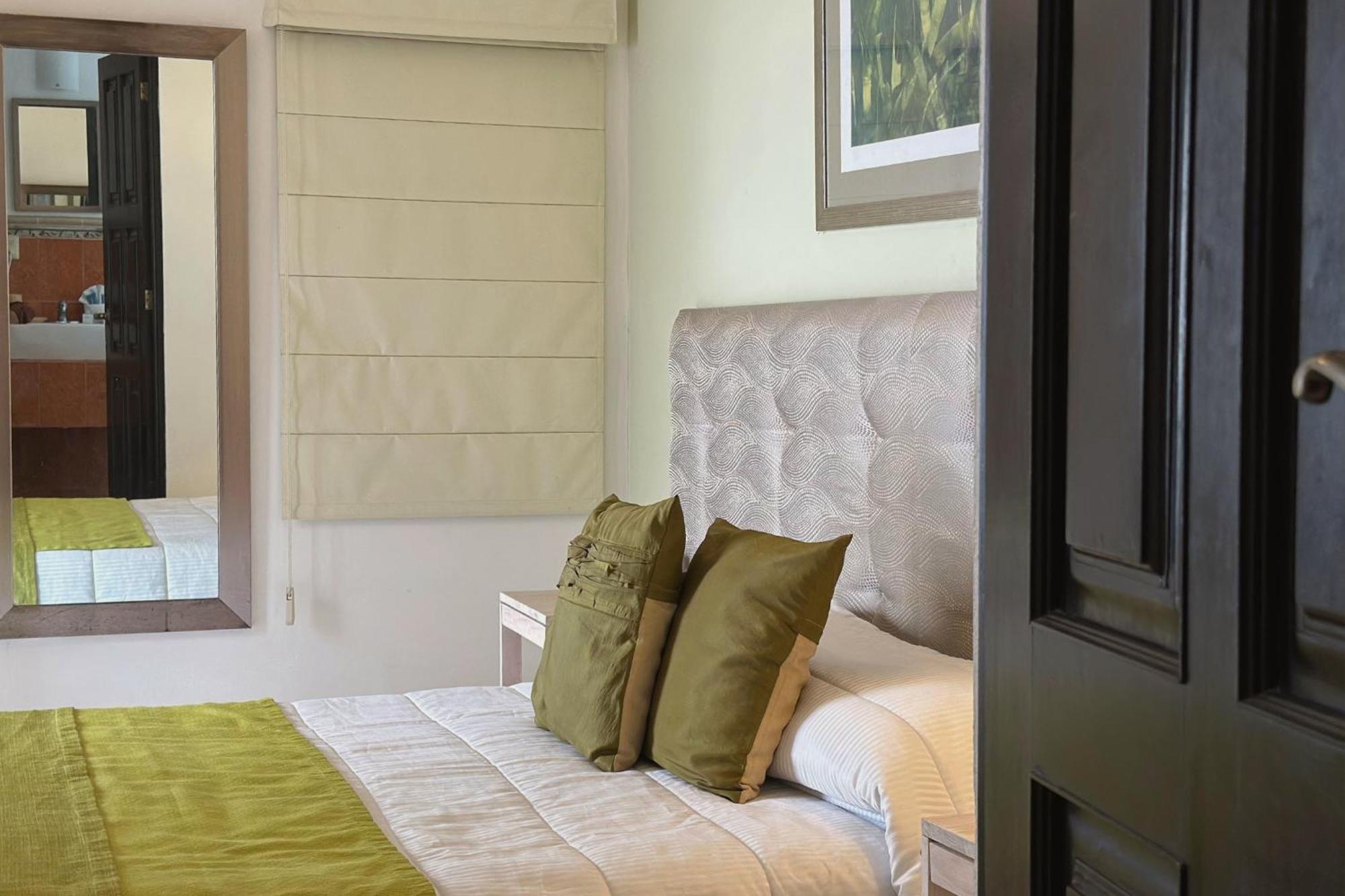Hotel La Casa De Maria Oaxaca Екстериор снимка